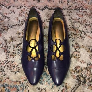 Life Stride Vintage Purple Heels